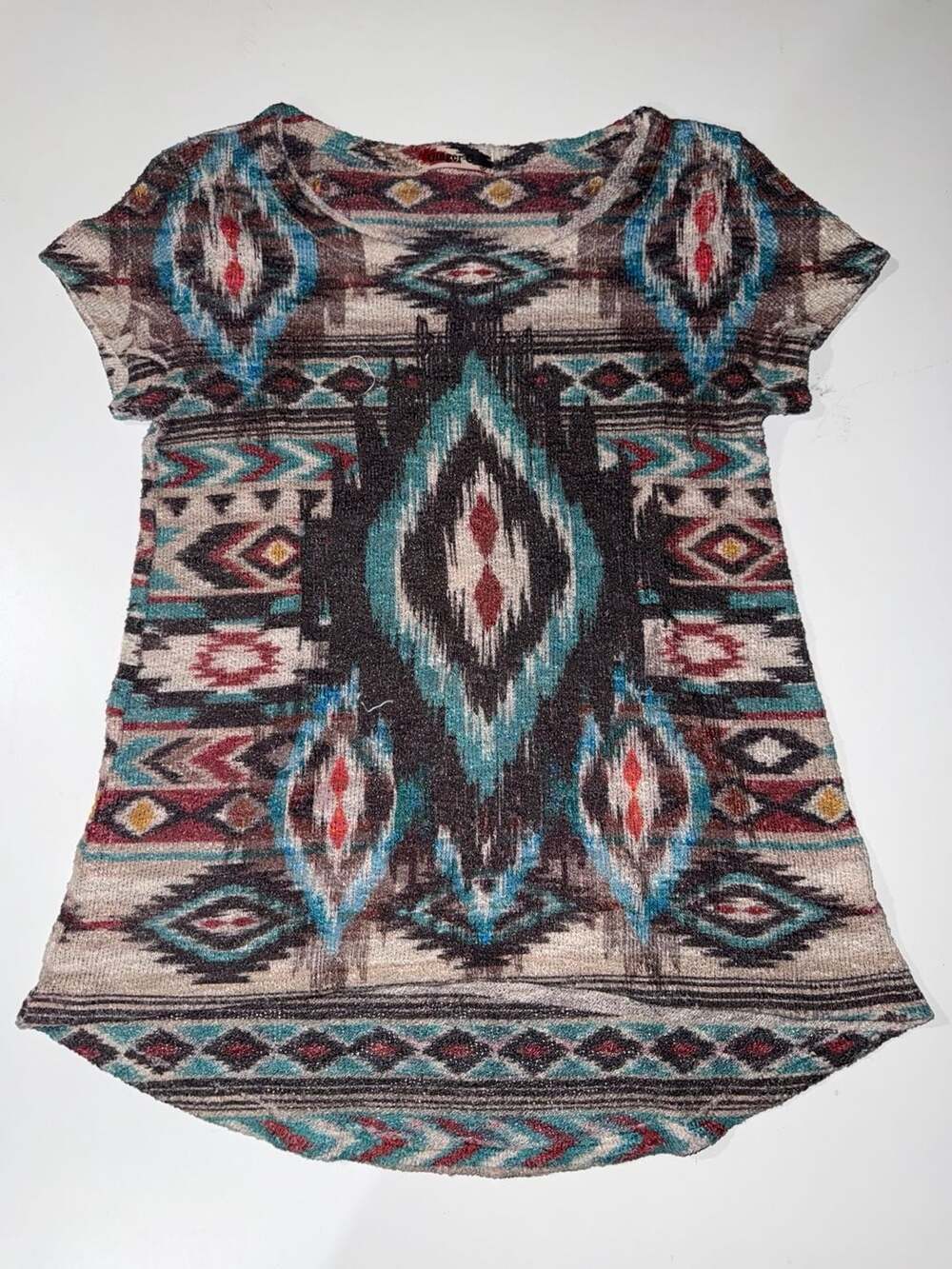 Ginger G Short Sleeve Tunic Top with Aztec Print Motifs